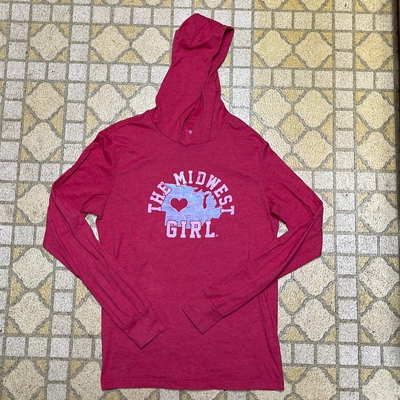 midwest girl Tops - EUC Long sleeve lightweight hoodie